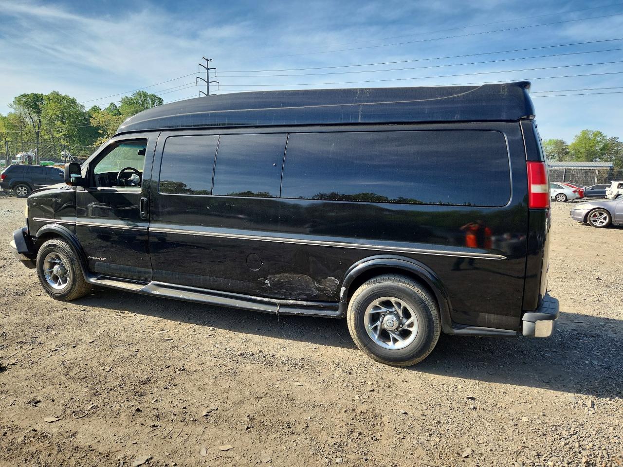 2009 CHEV Express VIN 1GBGG29K791127673 photo 2