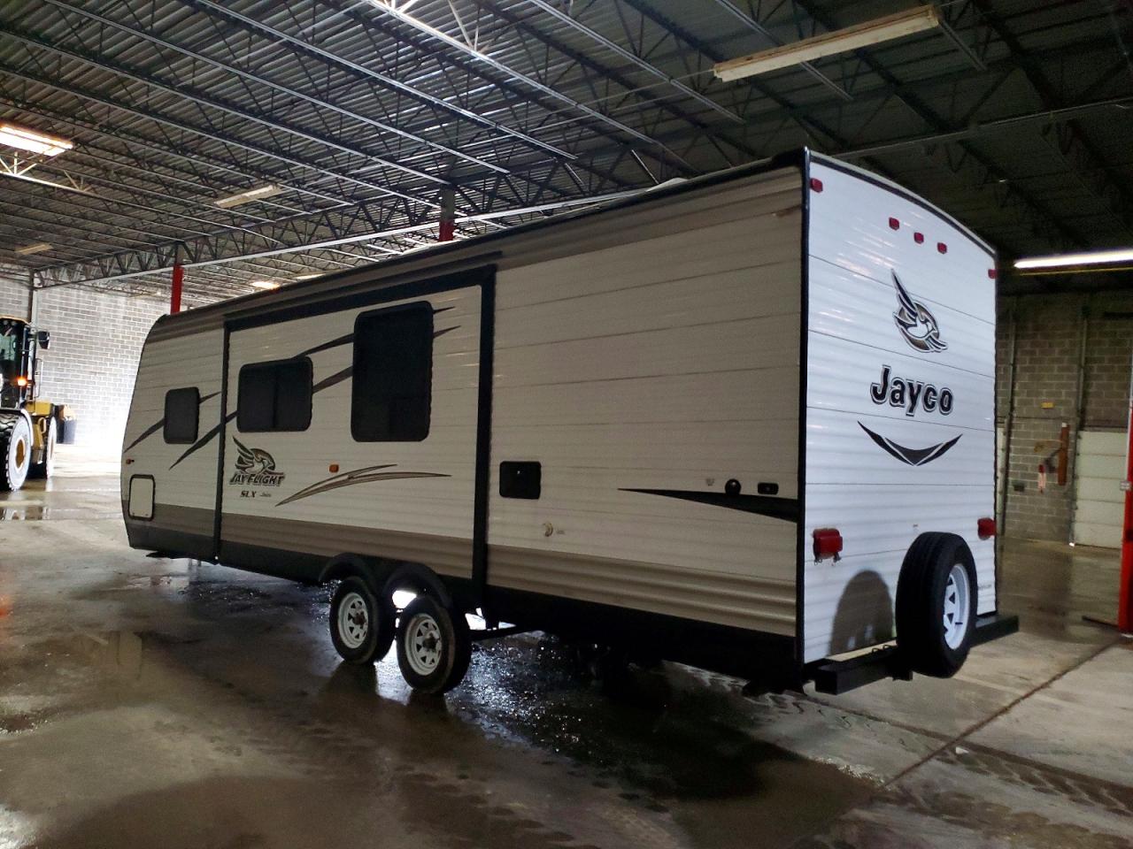 2016 JAYCO Camper VIN 1UJBJ0BP0G17W0854 photo 3