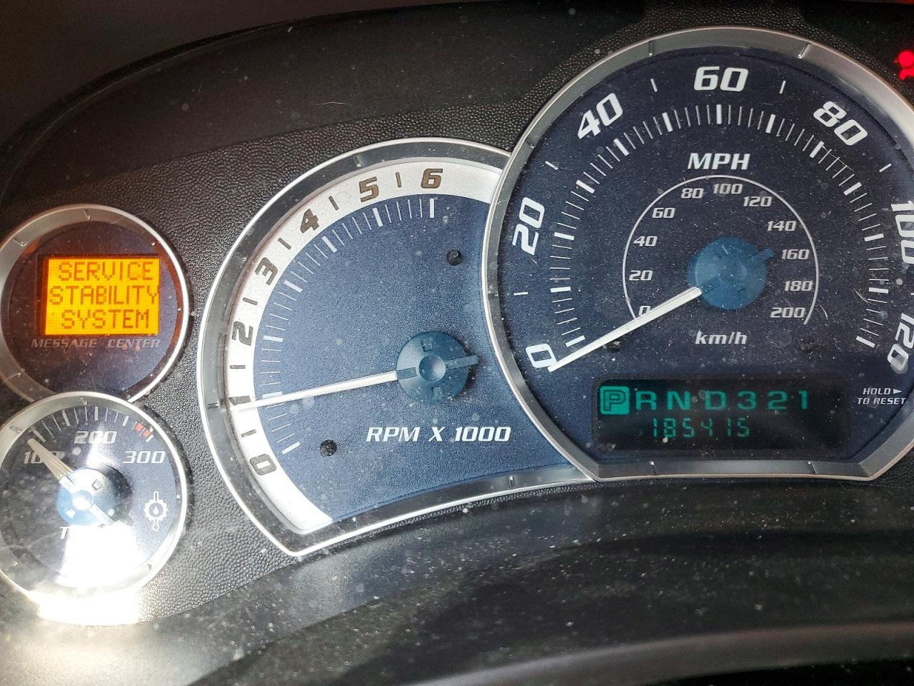 2002 Cadillac Escalade VIN 1GYEK63N32R308752 photo 9