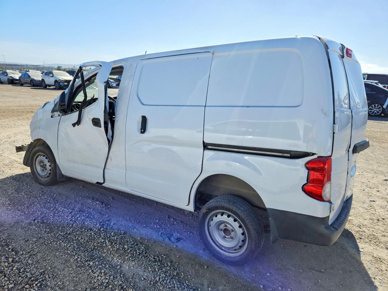2020 Nissan Nv VIN 3N6CM0KN1LK693732 photo 2