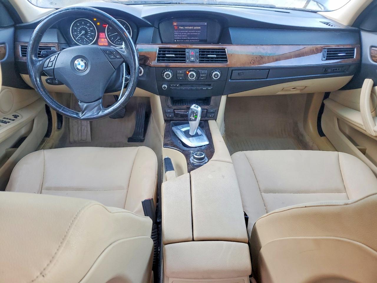 2009 BMW 5 series VIN WBANU53549C119211 photo 8
