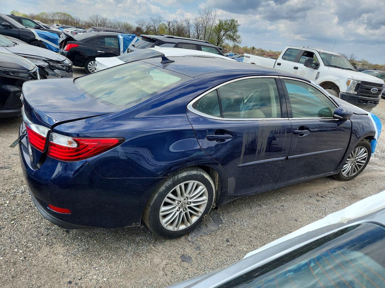 2013 Lexus ES350 VIN JTHBK1GG7D2026728 photo 3