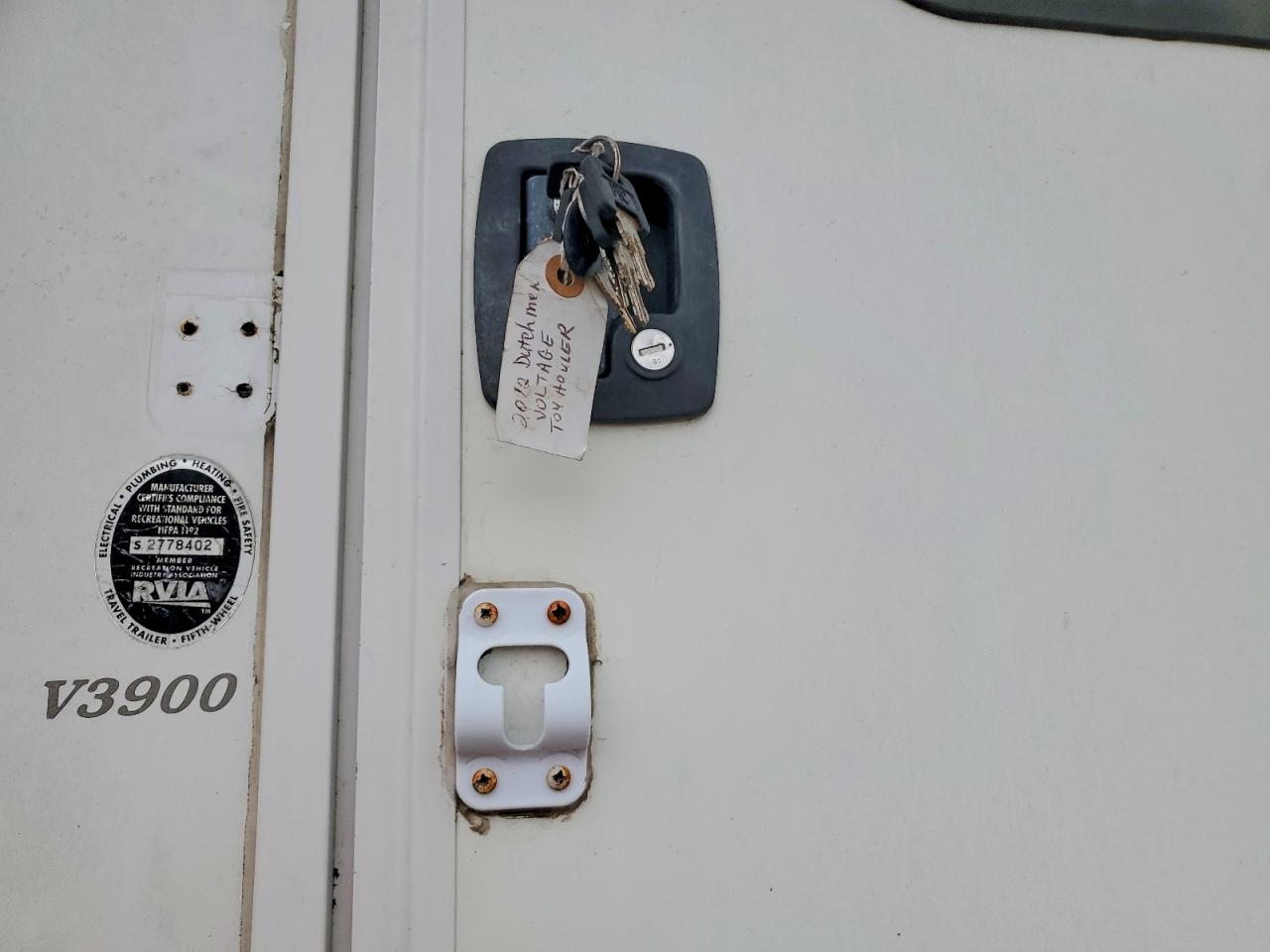 2011 DUTCHMEN VOLTAGE CAMPER VIN 47CFVTV32BC660122 photo 9