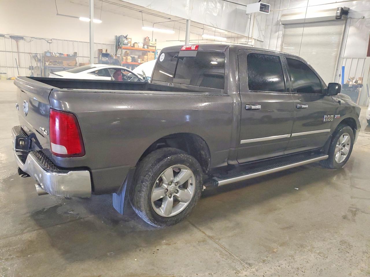 2018 Ram 1500 VIN 3C6RR7LT0JG195775 photo 3