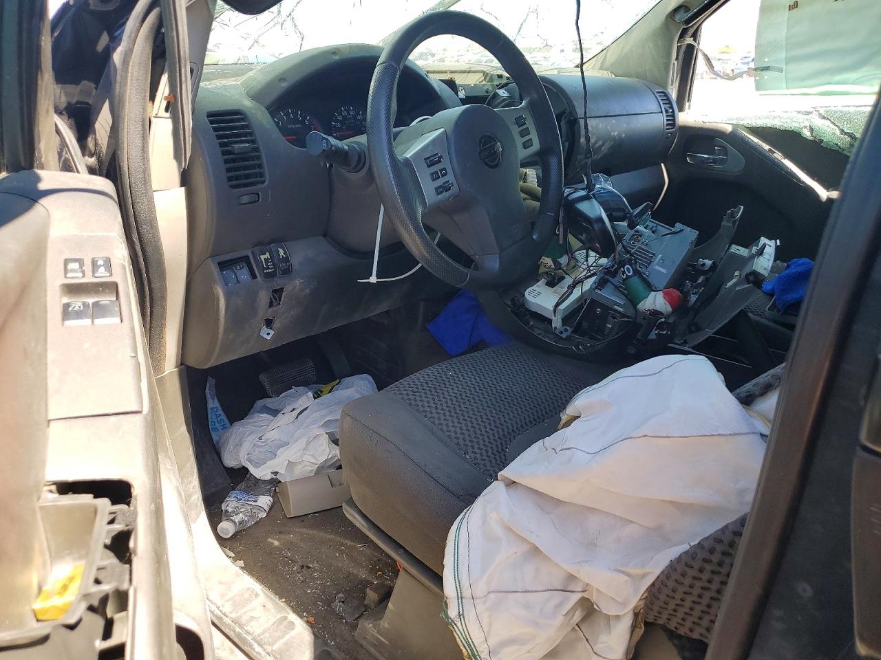 2015 Nissan Frontier VIN 1N6AD0CU5FN702752 photo 8