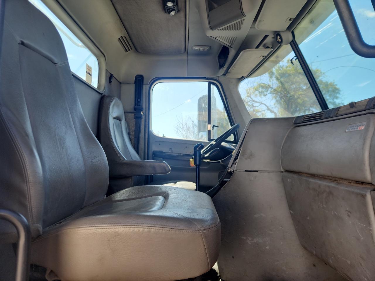 2007 FREIGHTLINER All other VIN 1FUBA5CG47LY03004 photo 5