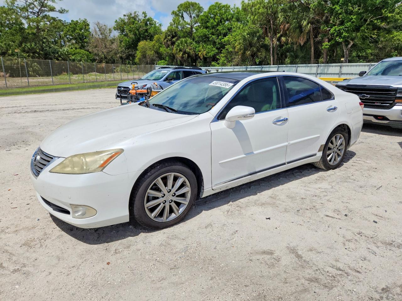 2011 Lexus ES350 VIN JTHBK1EG6B2448179 photo 1