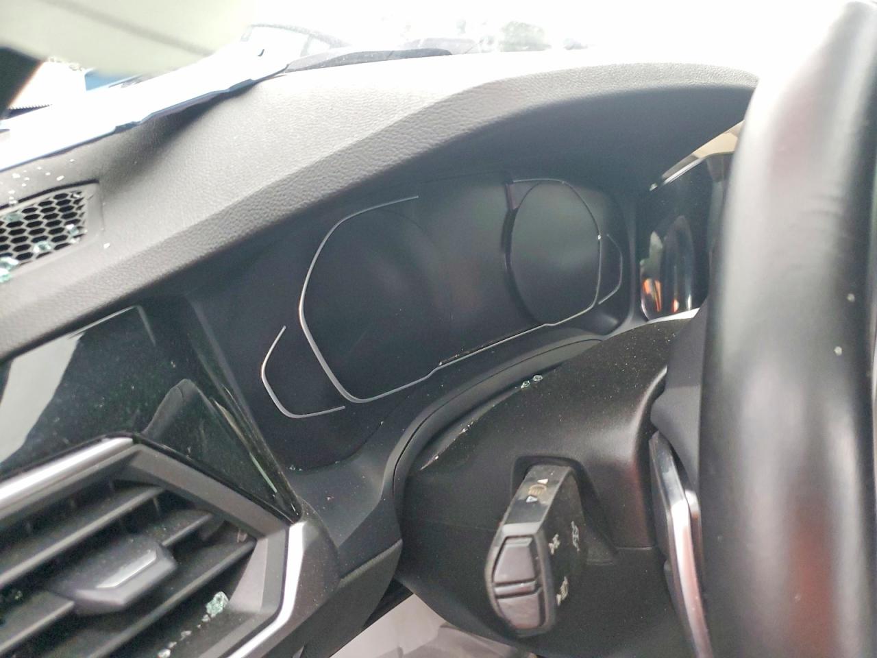 2021 BMW 3 series VIN 3MW5R1J00M8B78029 photo 9