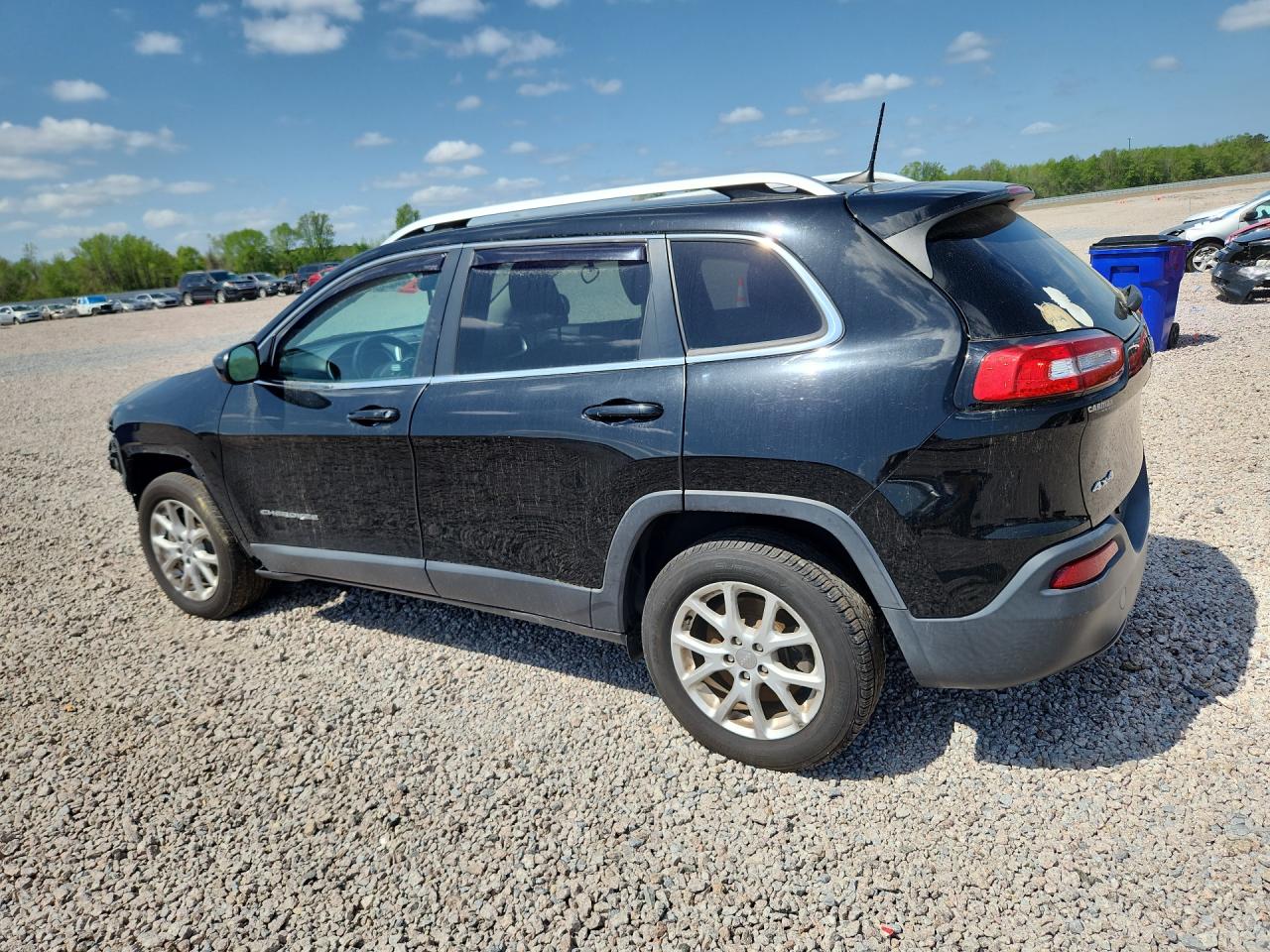 2018 Jeep Cherokee VIN 1C4PJMLB3JD507355 photo 2