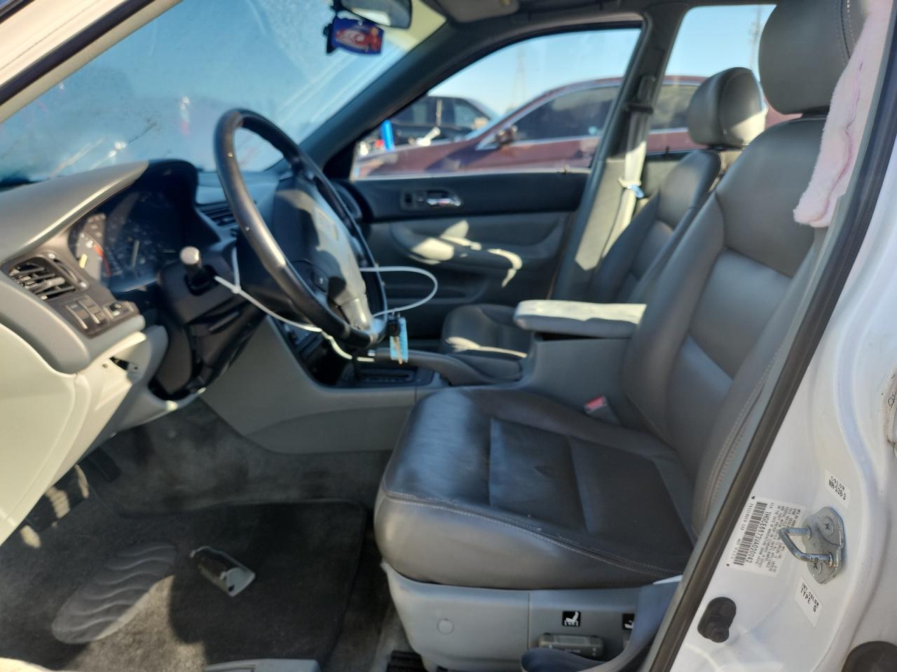 1997 Honda Accord VIN 1HGCE6673VA020042 photo 7