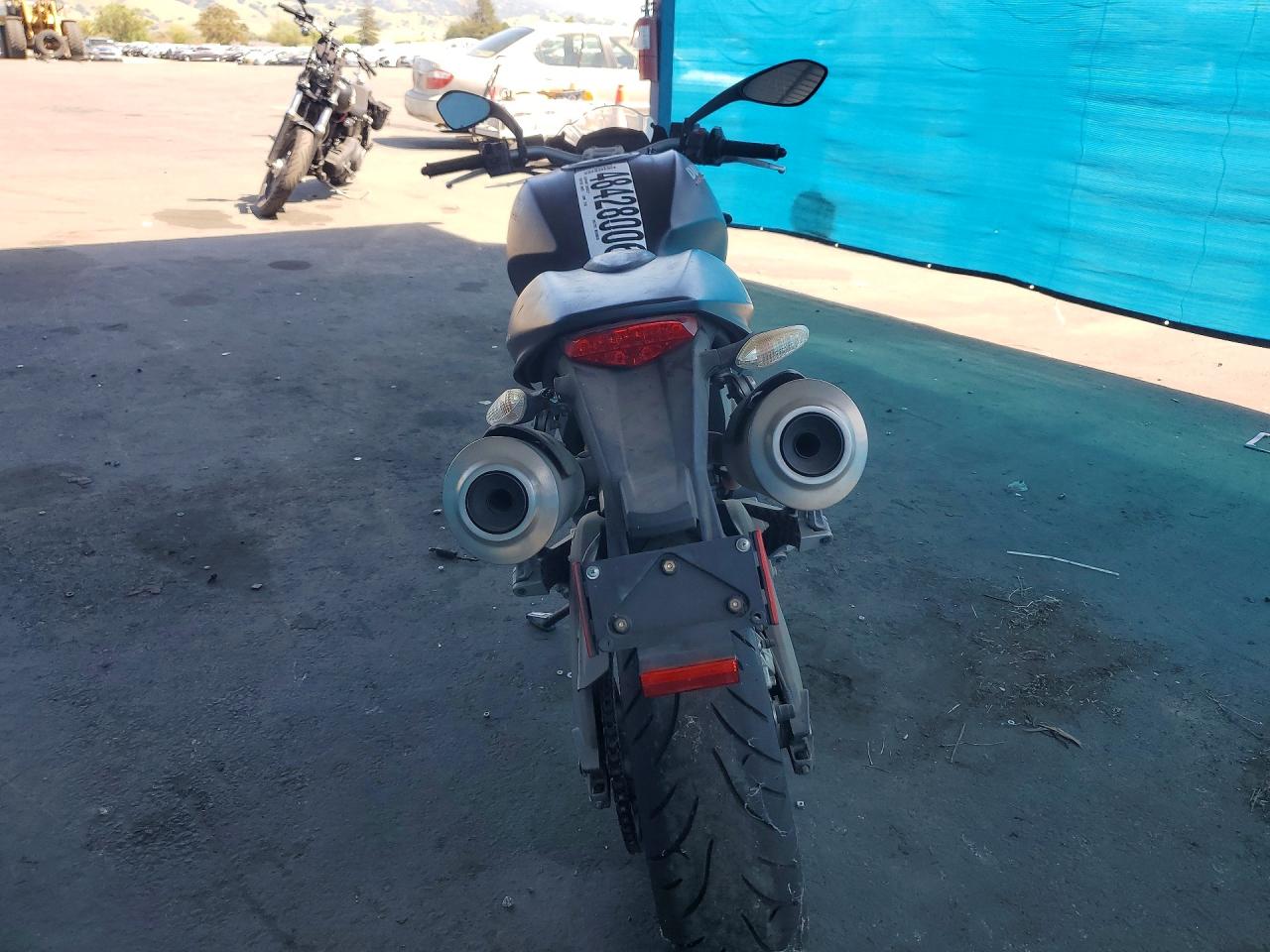 2011 Ducati Monster VIN ZDM1RADN7BB040593 photo 4