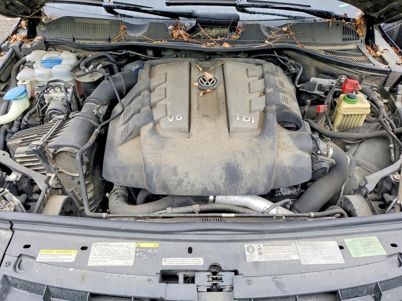 2014 Volkswagen Touareg VIN WVGEP9BP4ED001471 photo 12