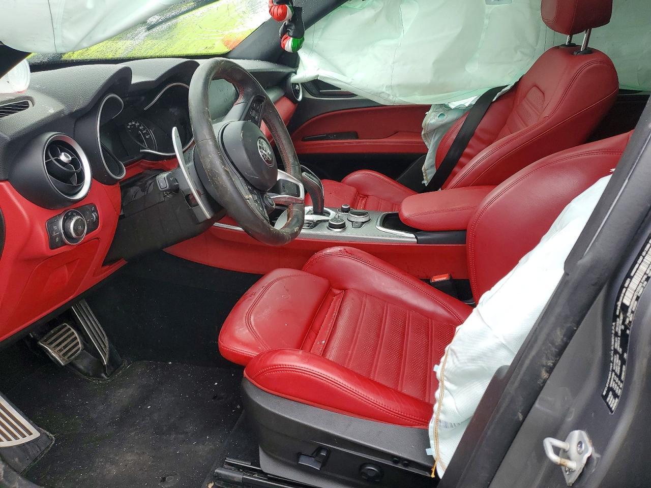 2021 Alfa Stelvio VIN ZASPAKBN0M7D18043 photo 7