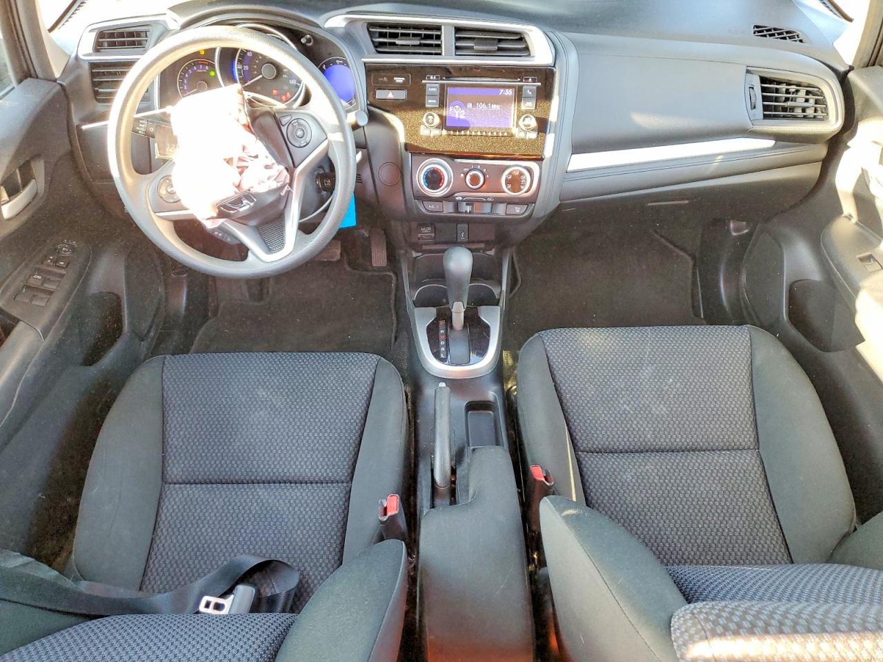 2019 Honda Fit VIN 3HGGK5H44KM721887 photo 8