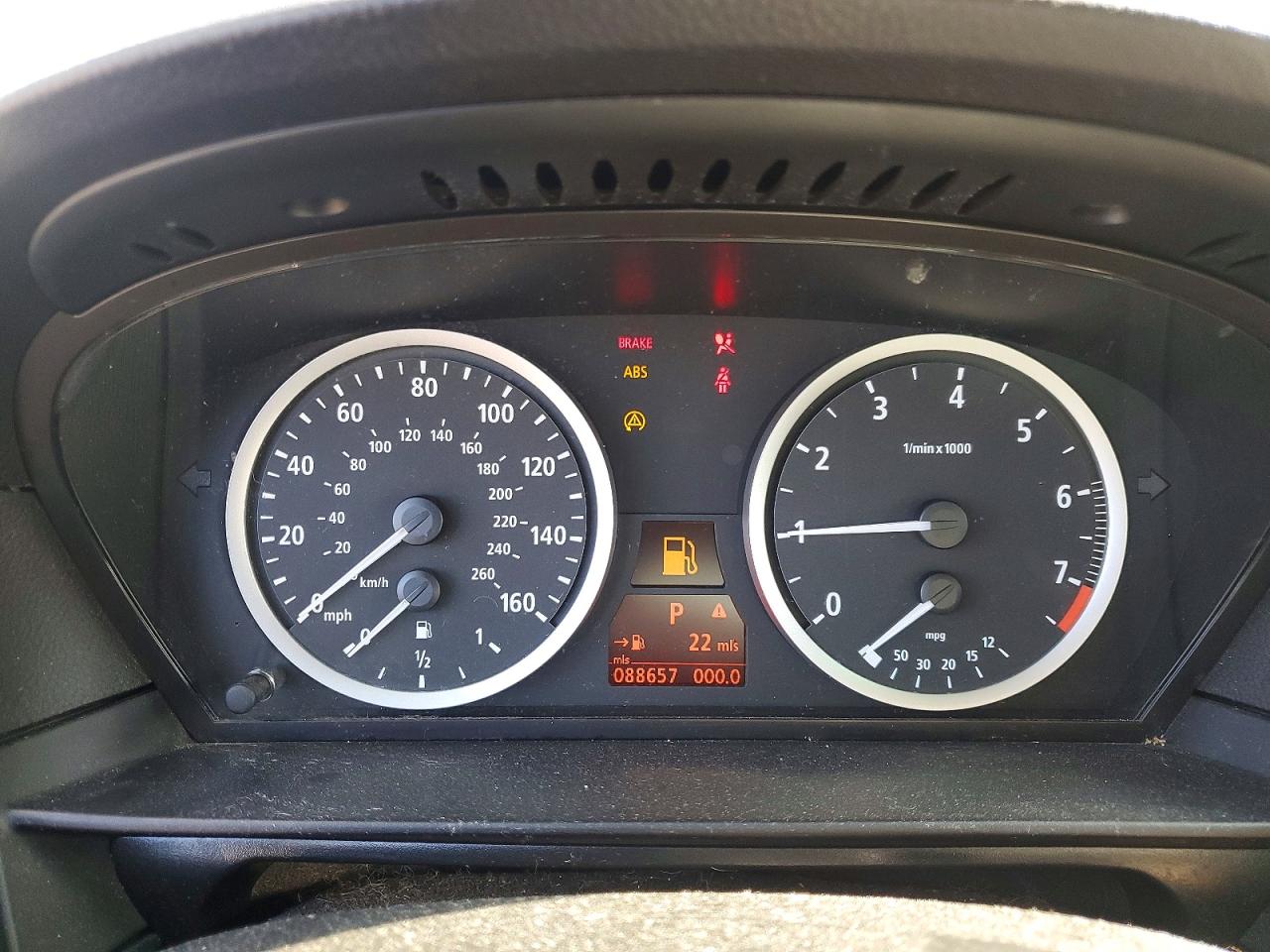 2007 BMW 5 series VIN WBANE53557CW63694 photo 9