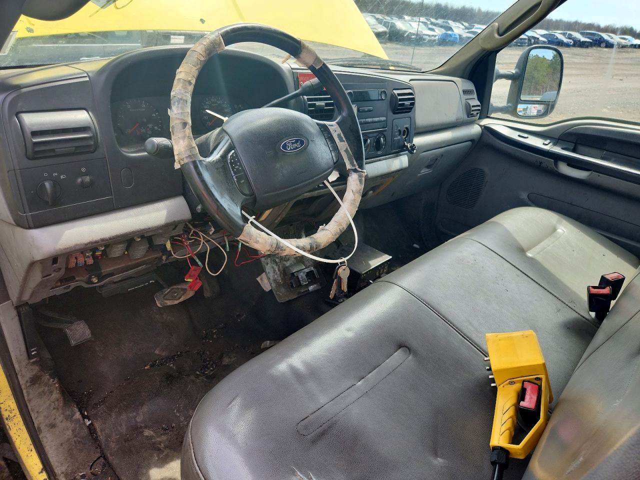 2006 Ford F550 VIN 1FDAF56P06EB80009 photo 8