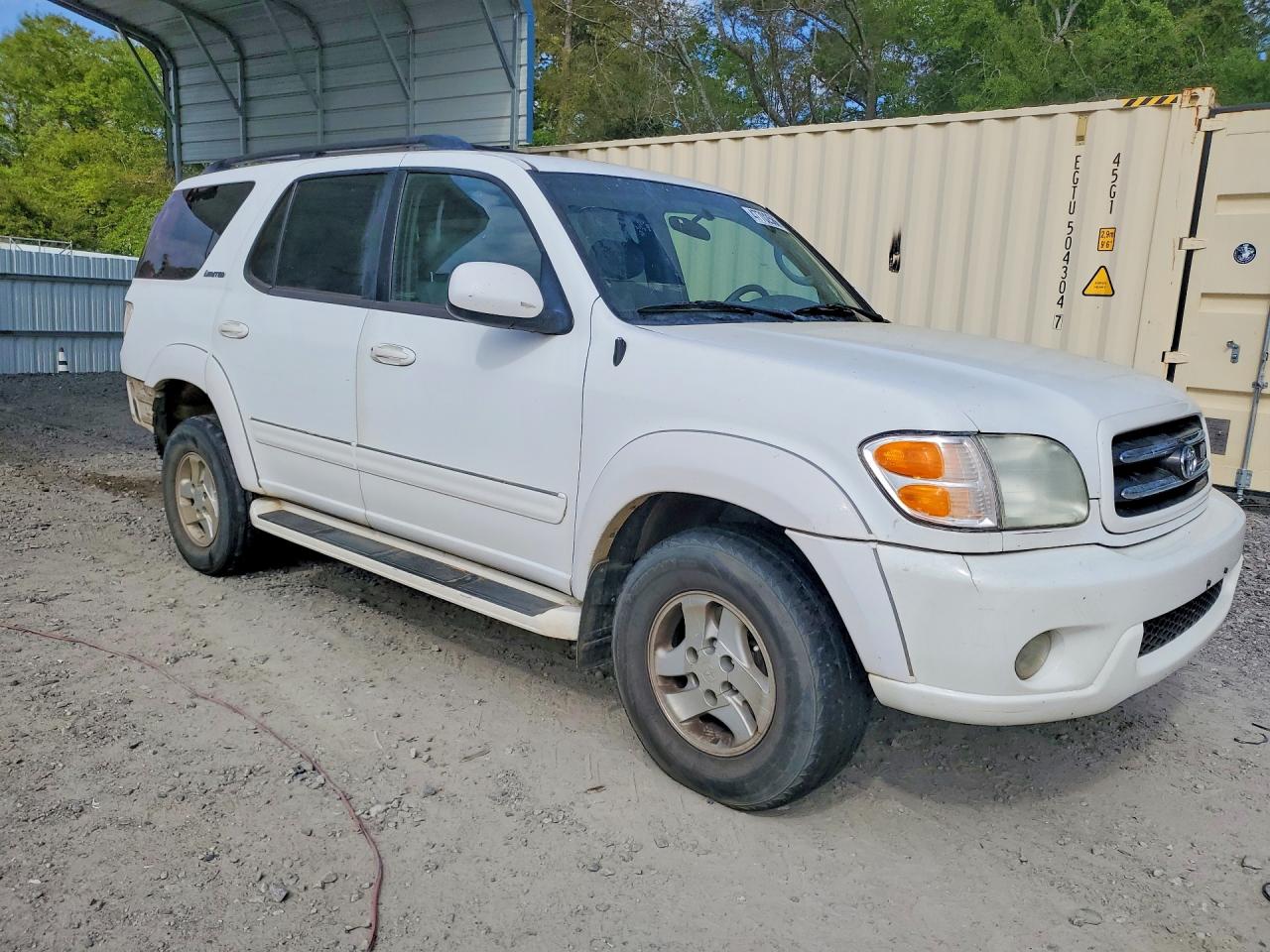 2002 Toyota Sequoia VIN 5TDBT48A92S071847 photo 4