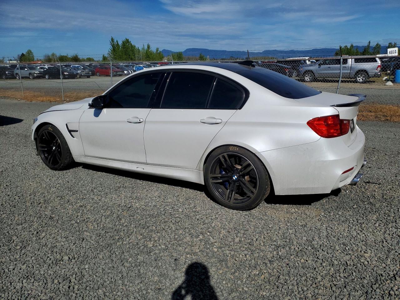 2015 BMW M3 VIN WBS3C9C59FP803382 photo 2