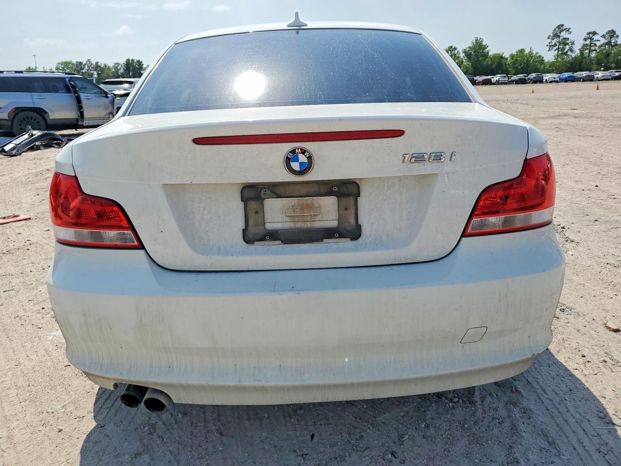 2013 BMW 1 series VIN WBAUP7C52DVP24162 photo 6
