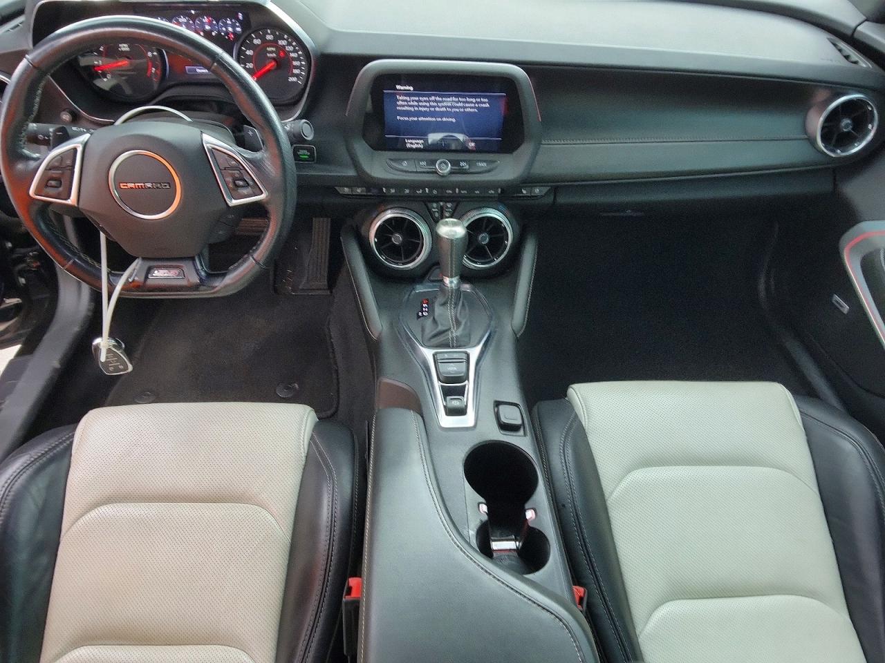 2021 Chevrolet Camaro VIN 1G1FH1R79M0129779 photo 8