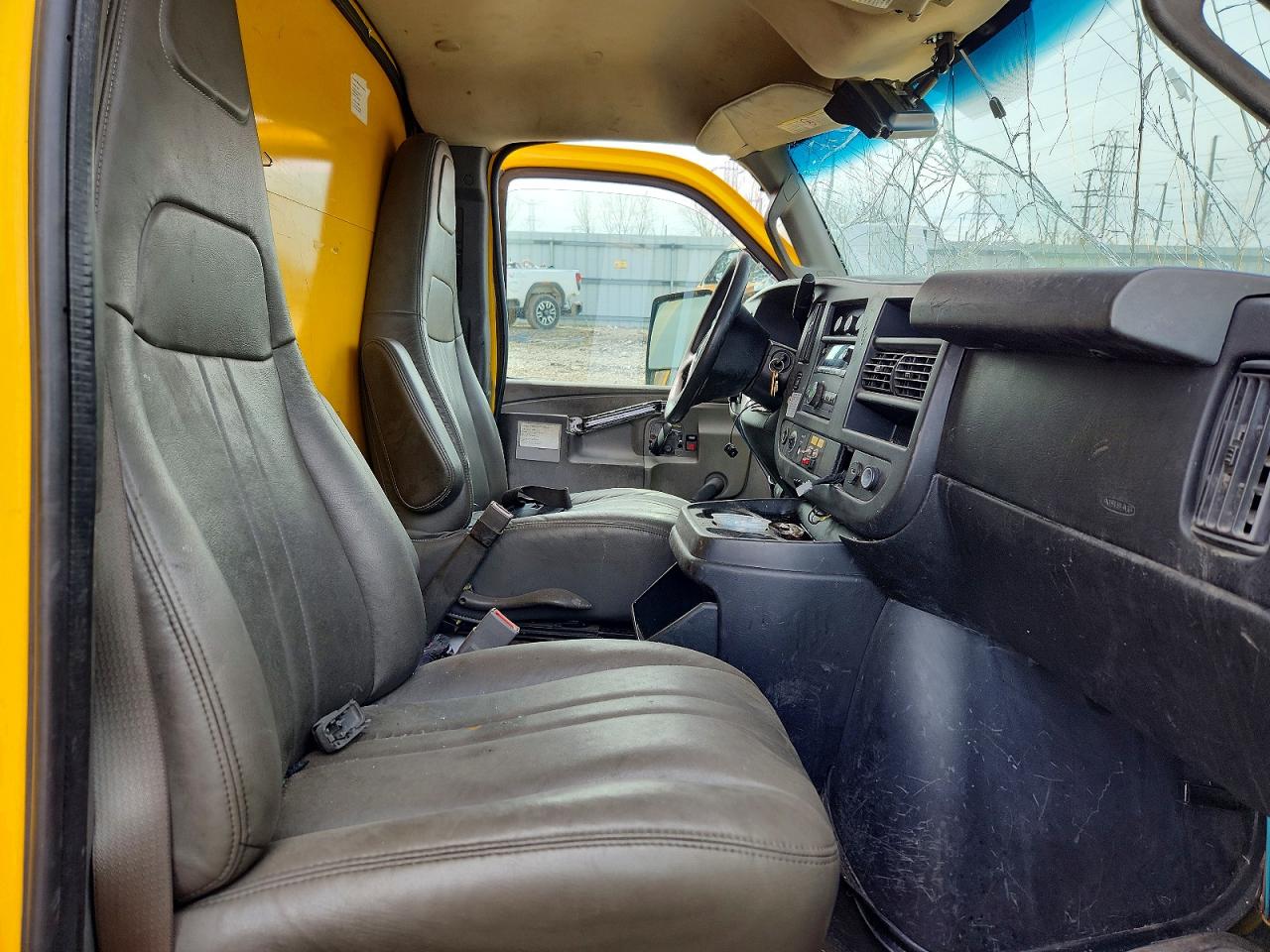 2017 GMC Savana VIN 7GZ67VCGXHN003923 photo 7