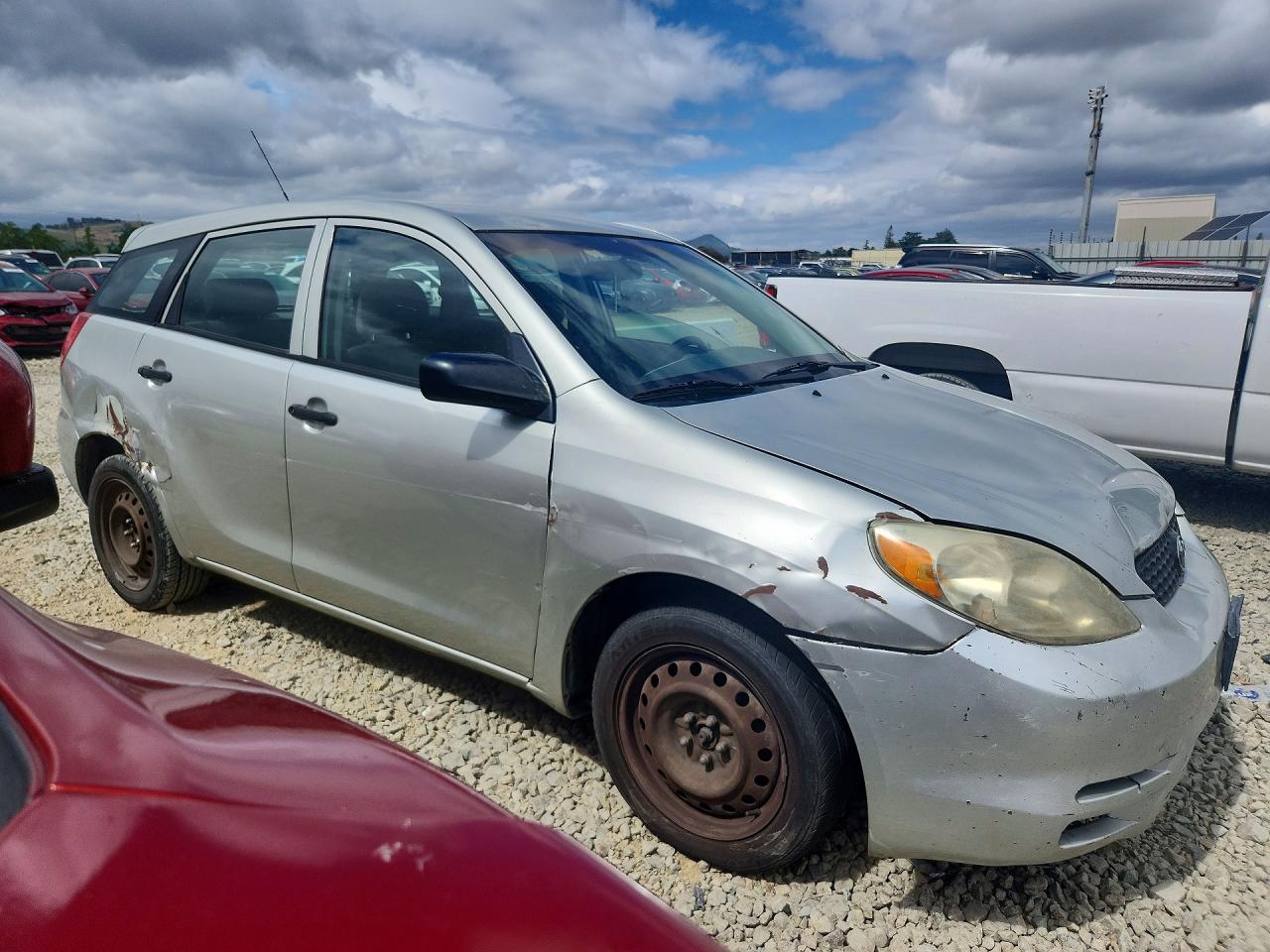 2003 TOYOTA Matrix VIN 2T1KR32E83C104478 photo 4
