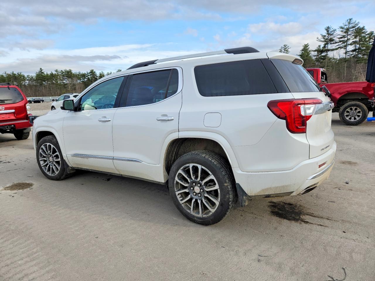 2020 GMC Acadia den VIN 1GKKNXLS7LZ181859 photo 2