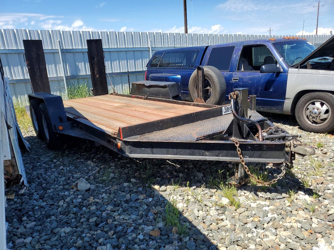 2012 UTILITY All models VIN 1M9BE1623CL516393 photo 1