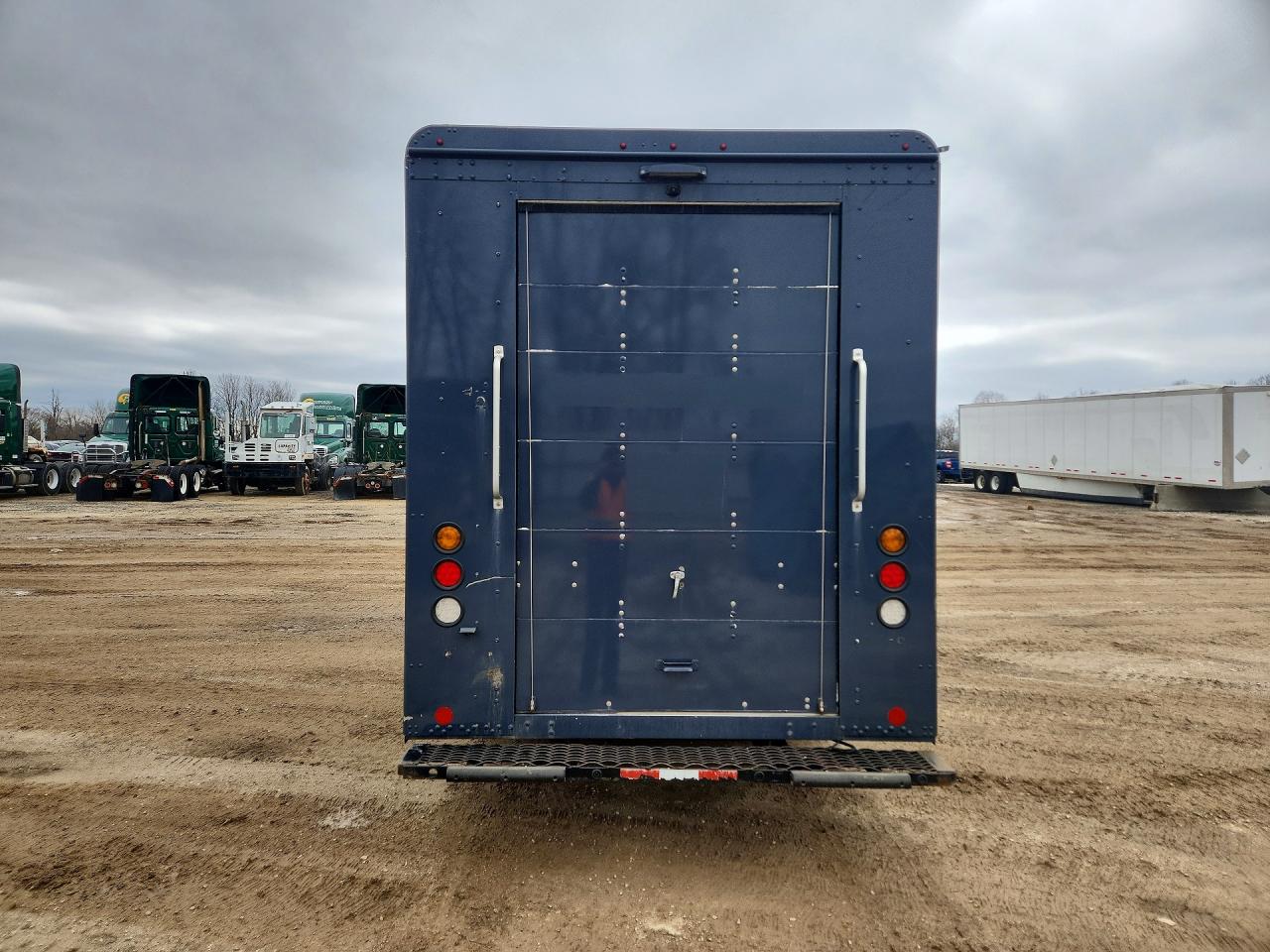 2021 FREIGHTLINER All other VIN 4UZAC2GA0MCMM9717 photo 6