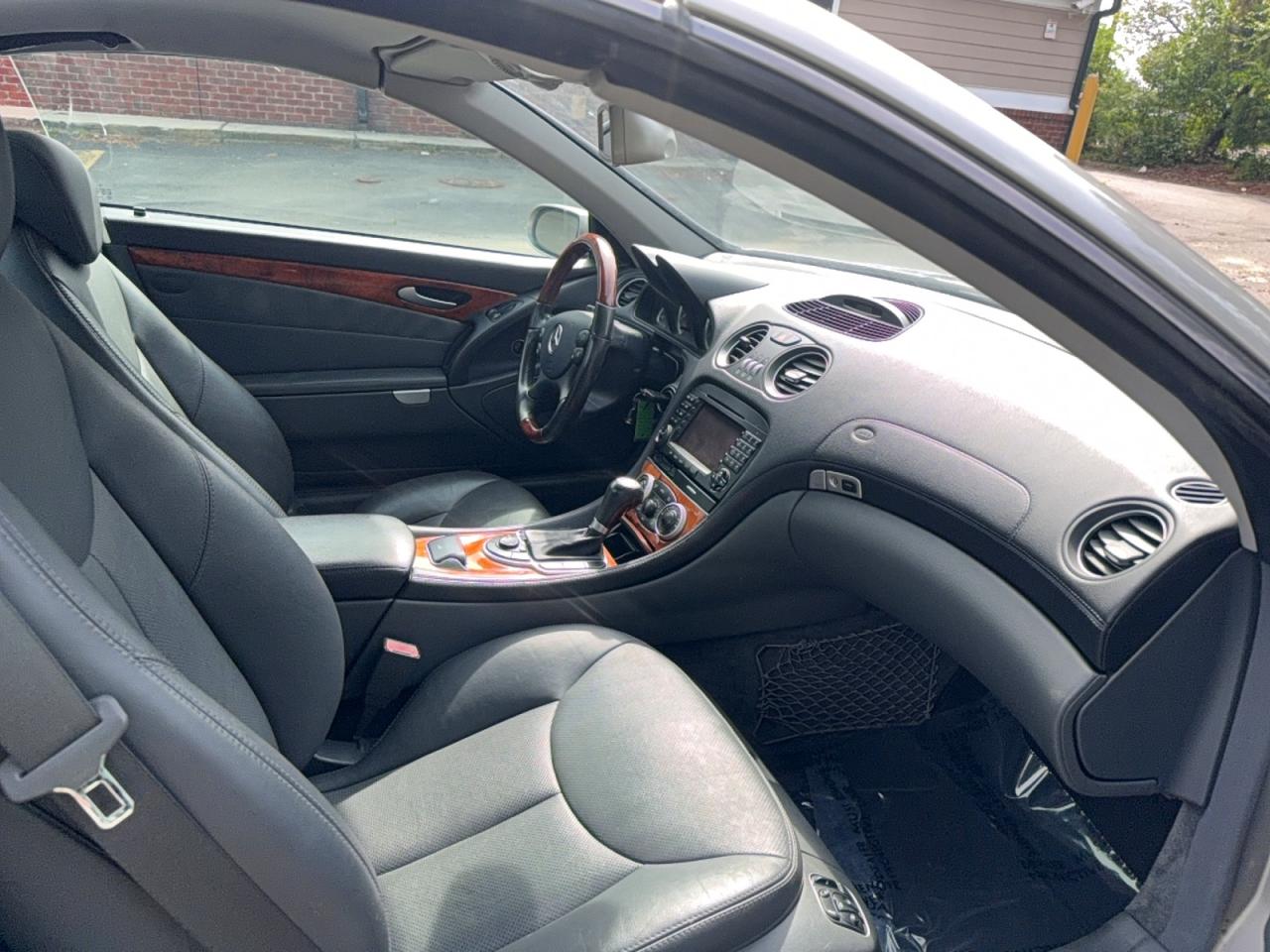 2005 Mercedes-Benz Sl-class VIN WDBSK75F45F096095 photo 5