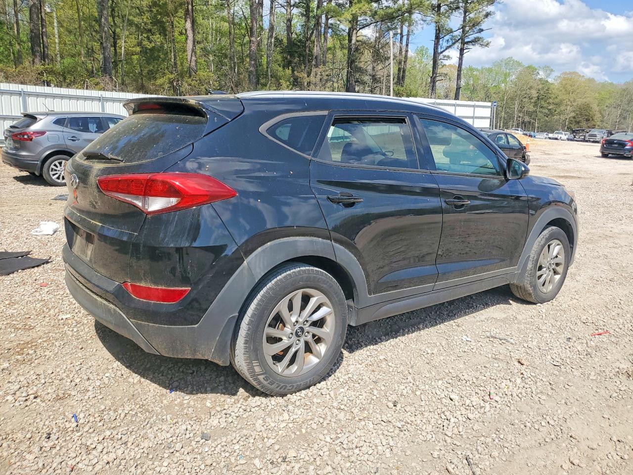 2016 Hyundai Tucson VIN KM8J33A49GU195044 photo 3