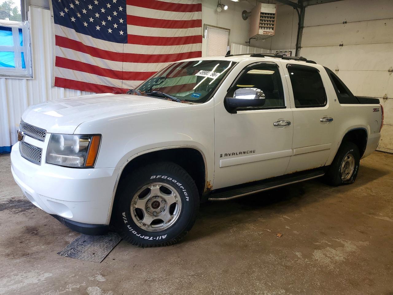 2007 CHEV Avalanche VIN 3GNFK12377G182360 photo 1