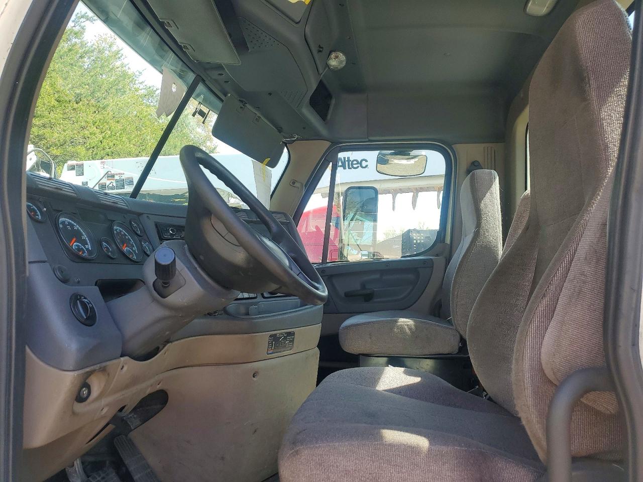 2017 FREIGHTLINER All other VIN 3AKBGADV7HSJH0164 photo 5