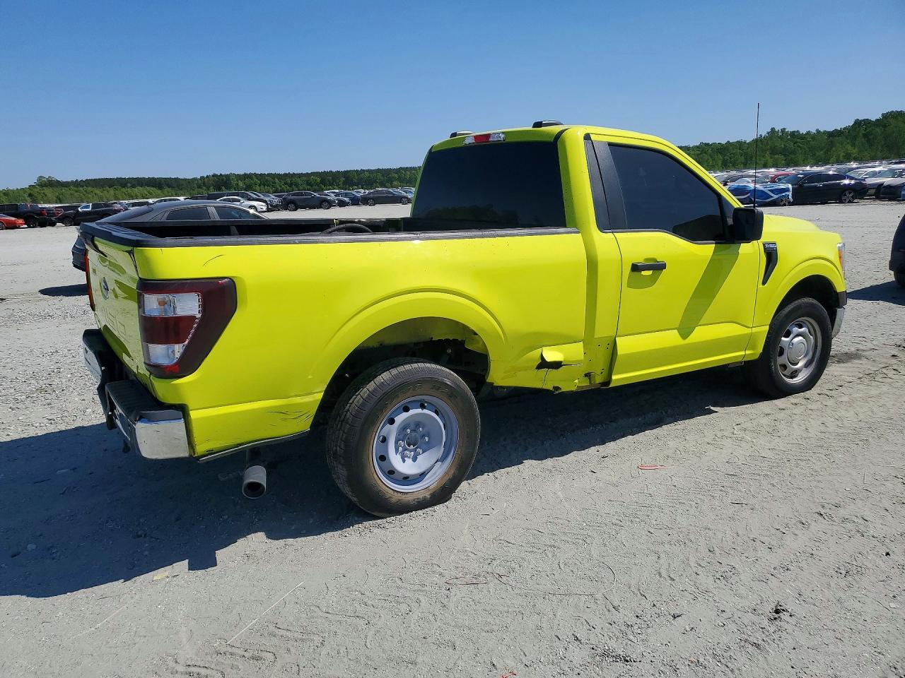 2022 Ford F150 VIN 1FTMF1CB6NKE01499 photo 3
