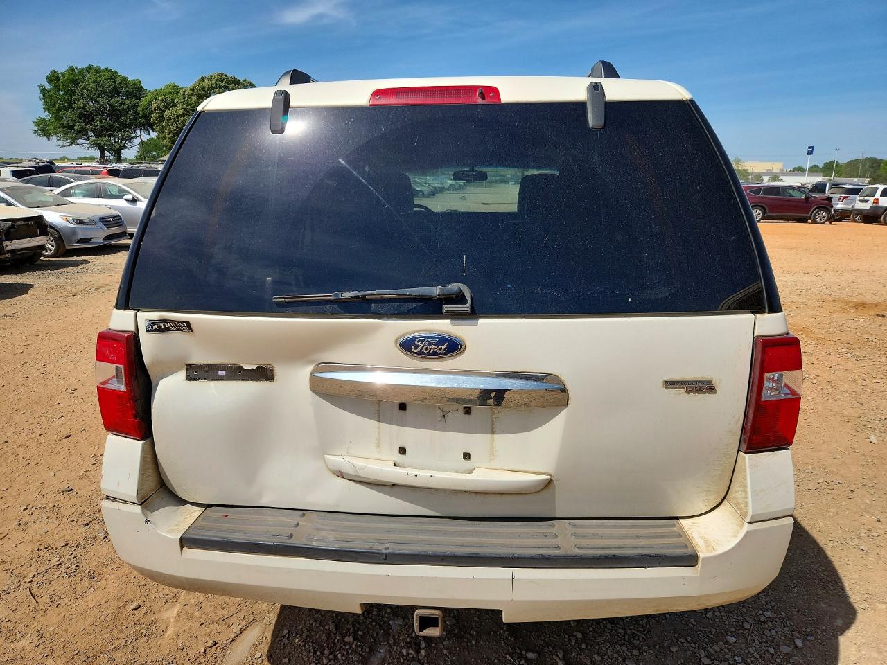 2008 Ford Expedition VIN 1FMFU20588LA61320 photo 6