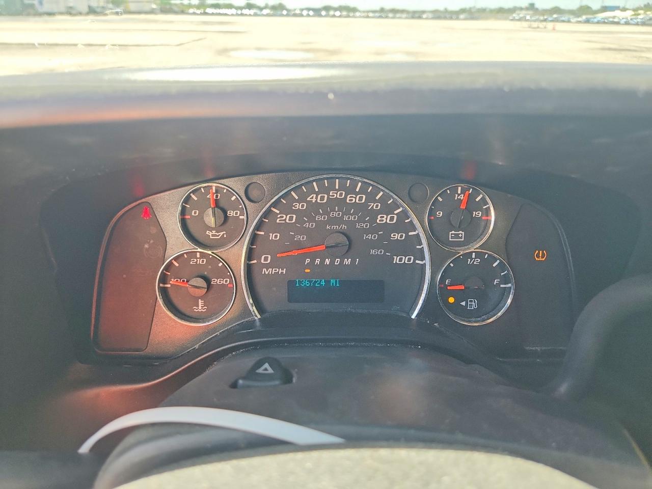 2018 GMC Savana VIN 1GD07RFG8J1197902 photo 9
