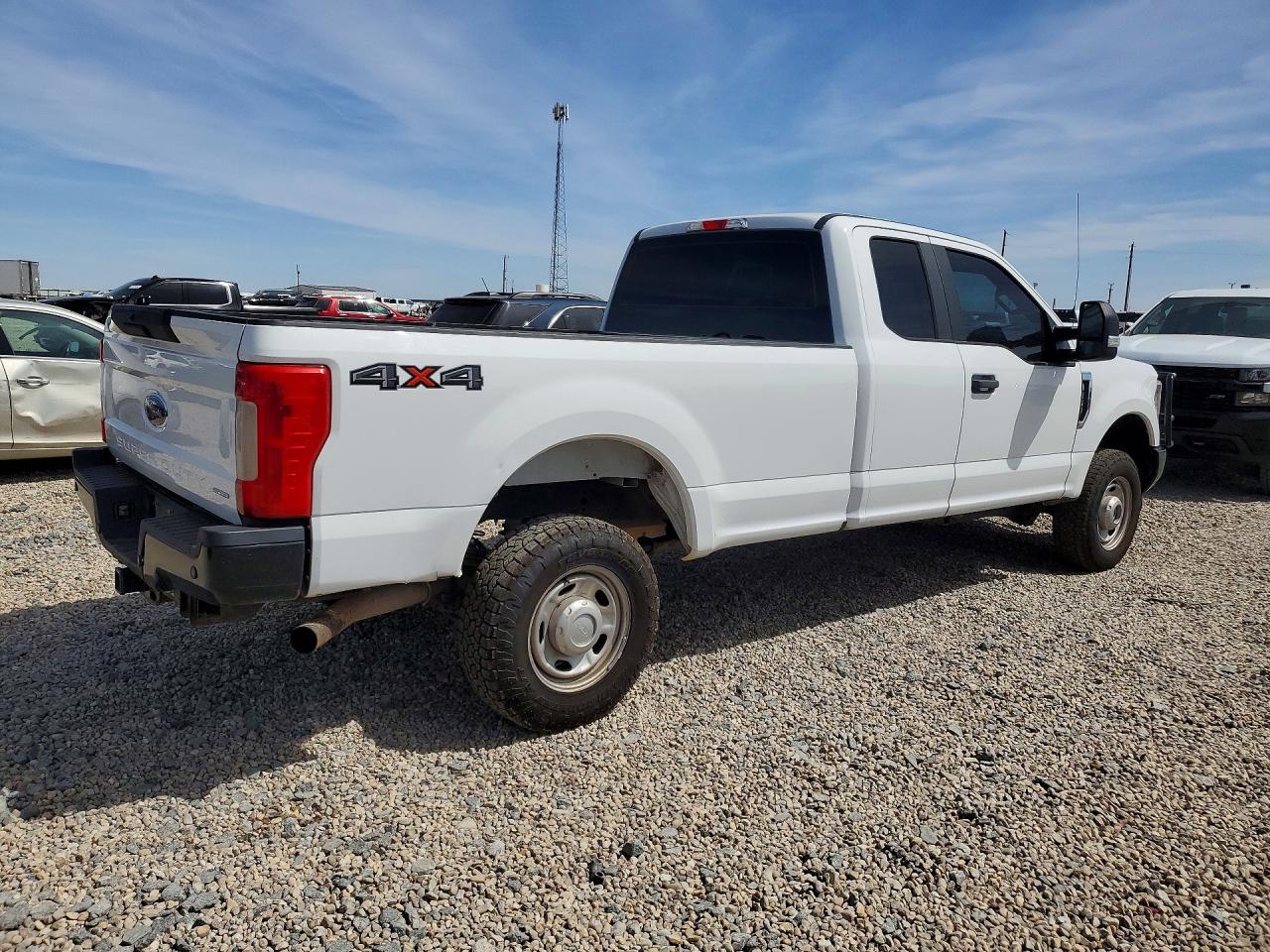 2019 Ford F250 VIN 1FT7X2B61KEC09759 photo 3