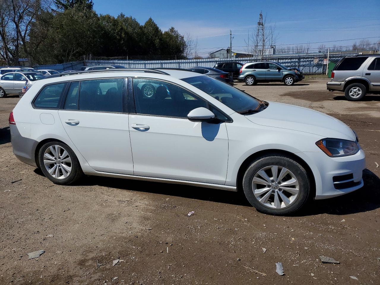 2017 Golf VIN 3VWC17AU3HM501166 photo 4