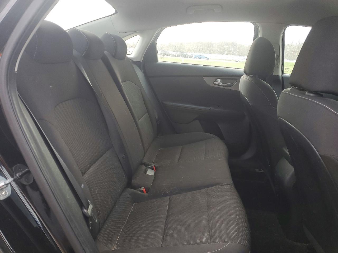 2019 KIA Forte lxs VIN 3KPF24AD8KE008967 photo 10