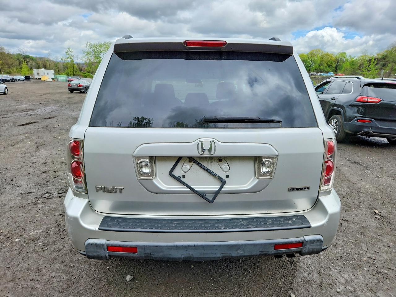 2008 Honda Pilot VIN 5FNYF182X8B055954 photo 6
