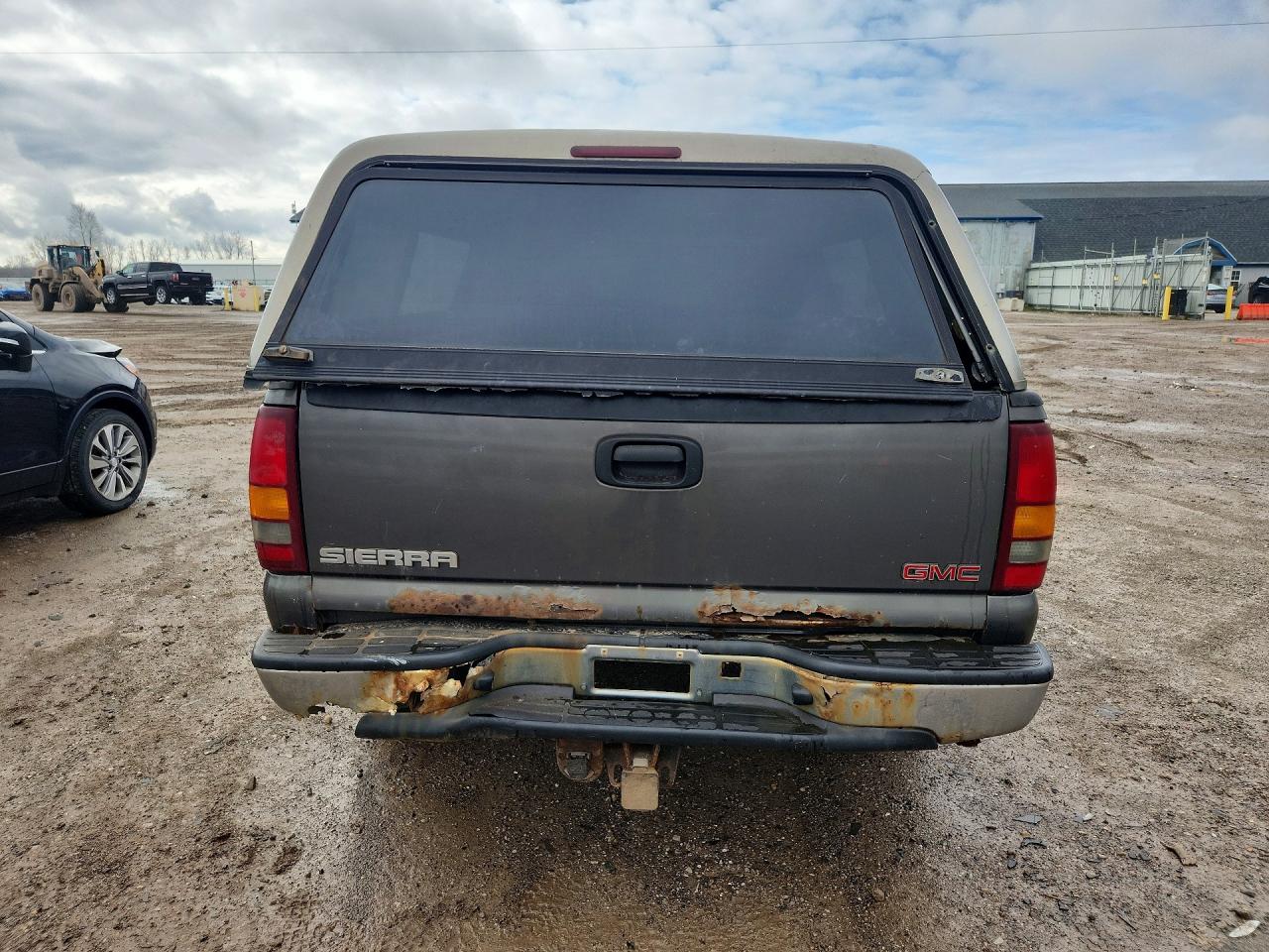 2002 GMC SIERRA VIN 1GTEK19T52E263058 photo 6