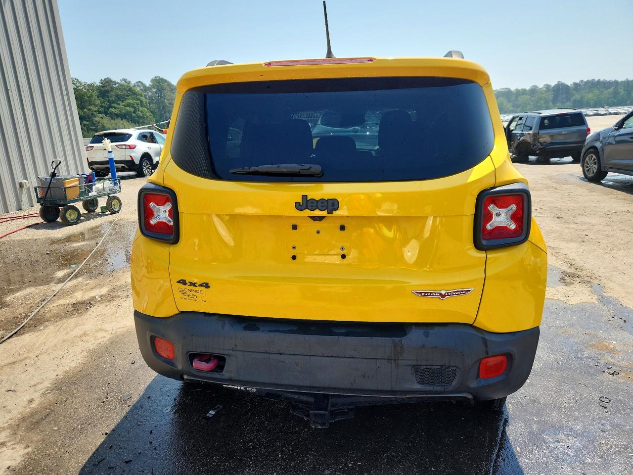2017 Jeep Renegade VIN ZACCJBCB9HPF19802 photo 6
