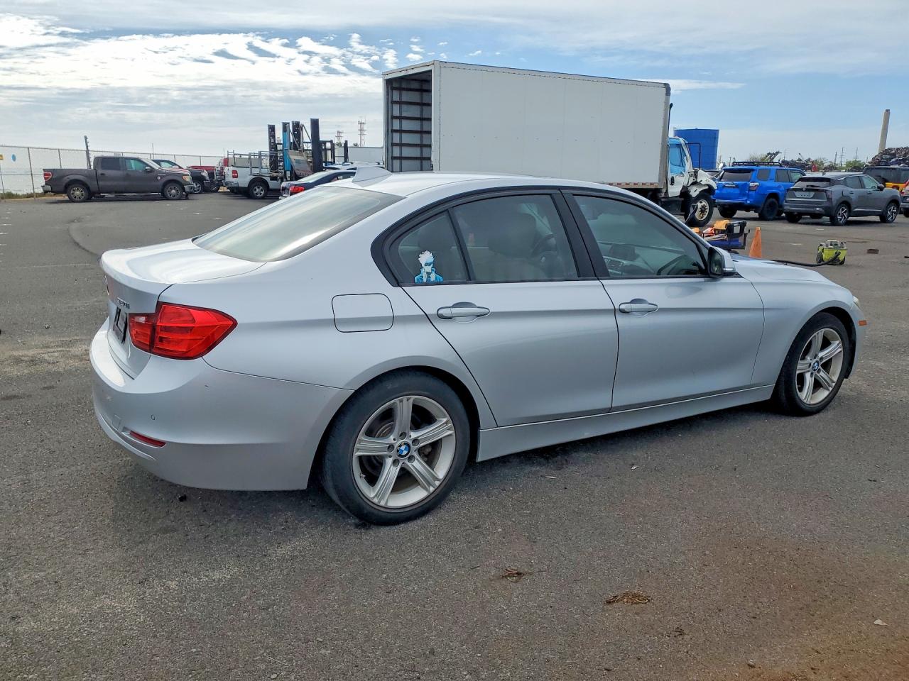 2015 BMW 3 series VIN WBA3B1G53FNT63416 photo 3