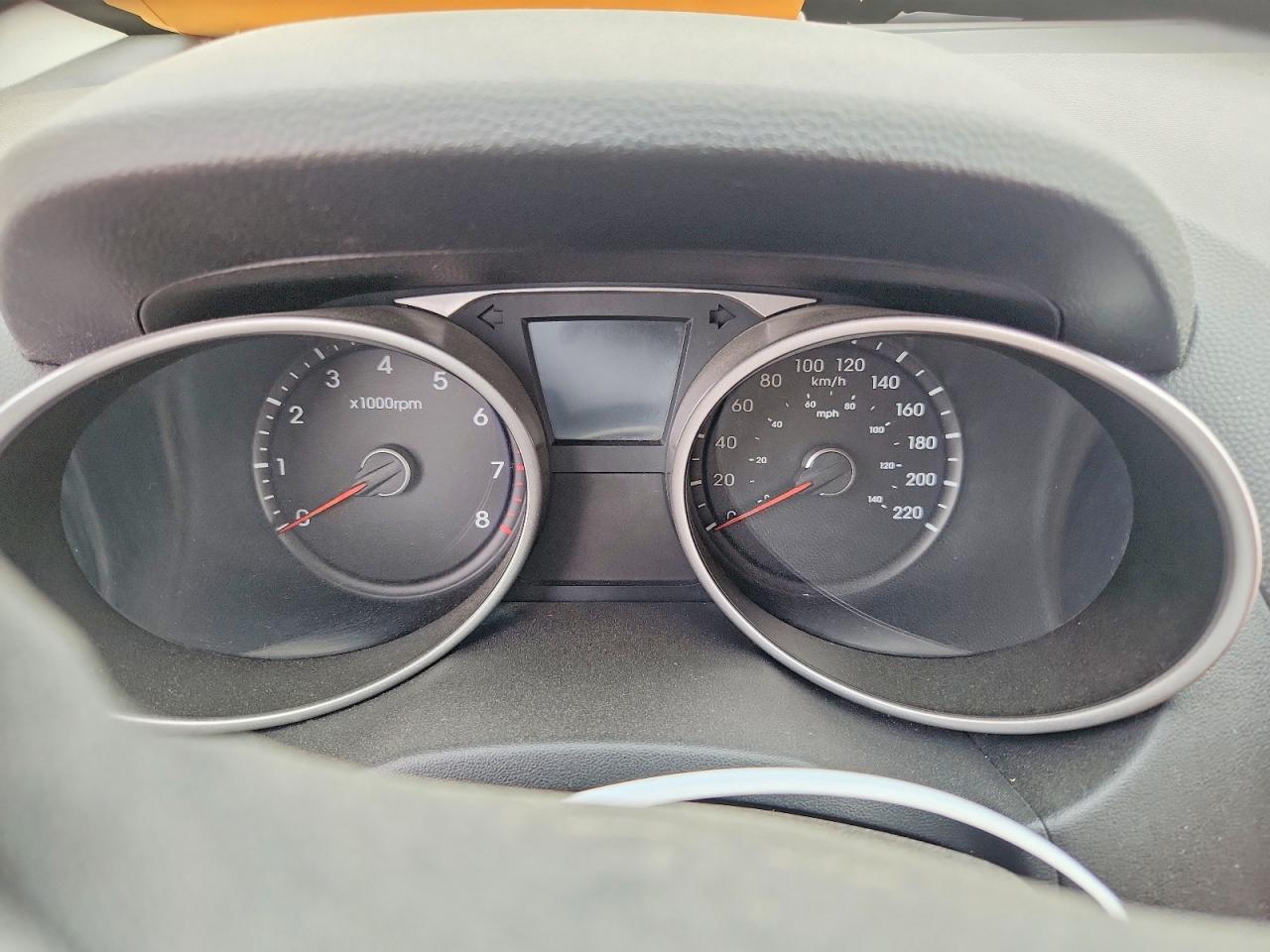 2013 Hyundai Tucson VIN KM8JT3AB1DU602252 photo 9