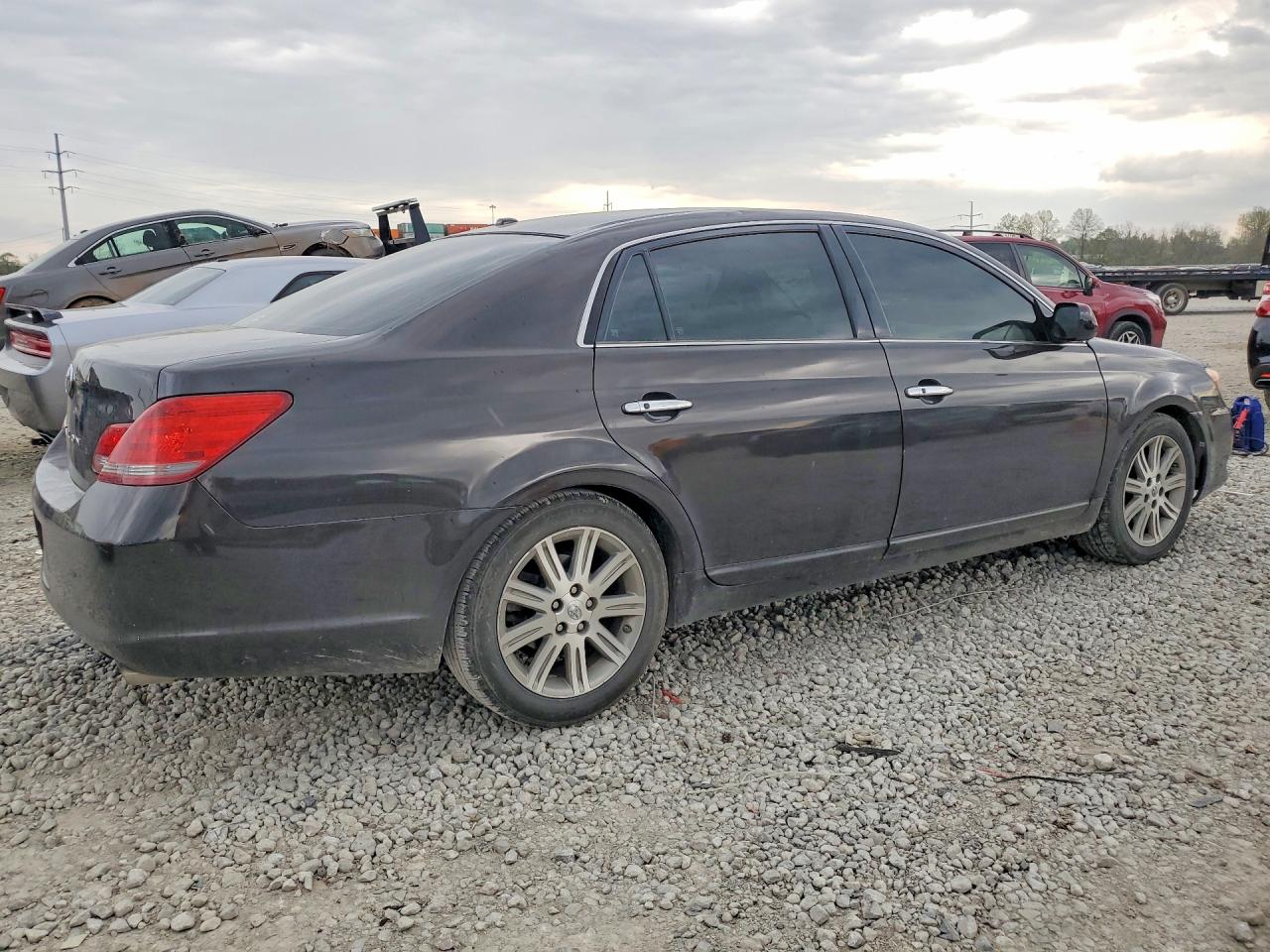 2009 Toyota Avalon VIN 4T1BK36B99U327334 photo 3