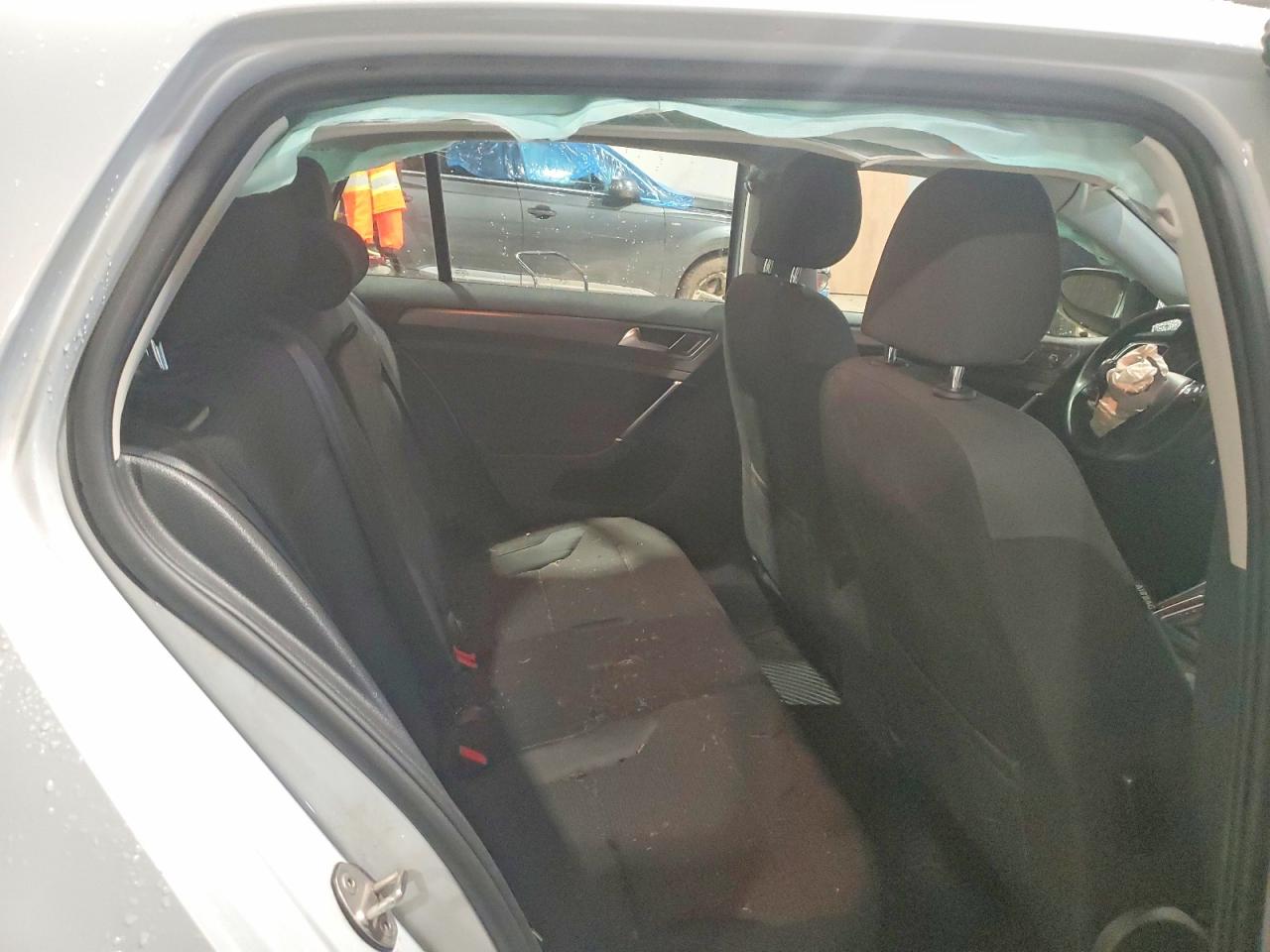 2018 Volkswagen Golf VIN 3VWG17AU5JM292701 photo 10