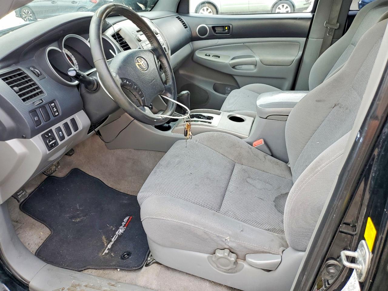 2011 Toyota Tacoma VIN 5TFJU4GN0BX007252 photo 7