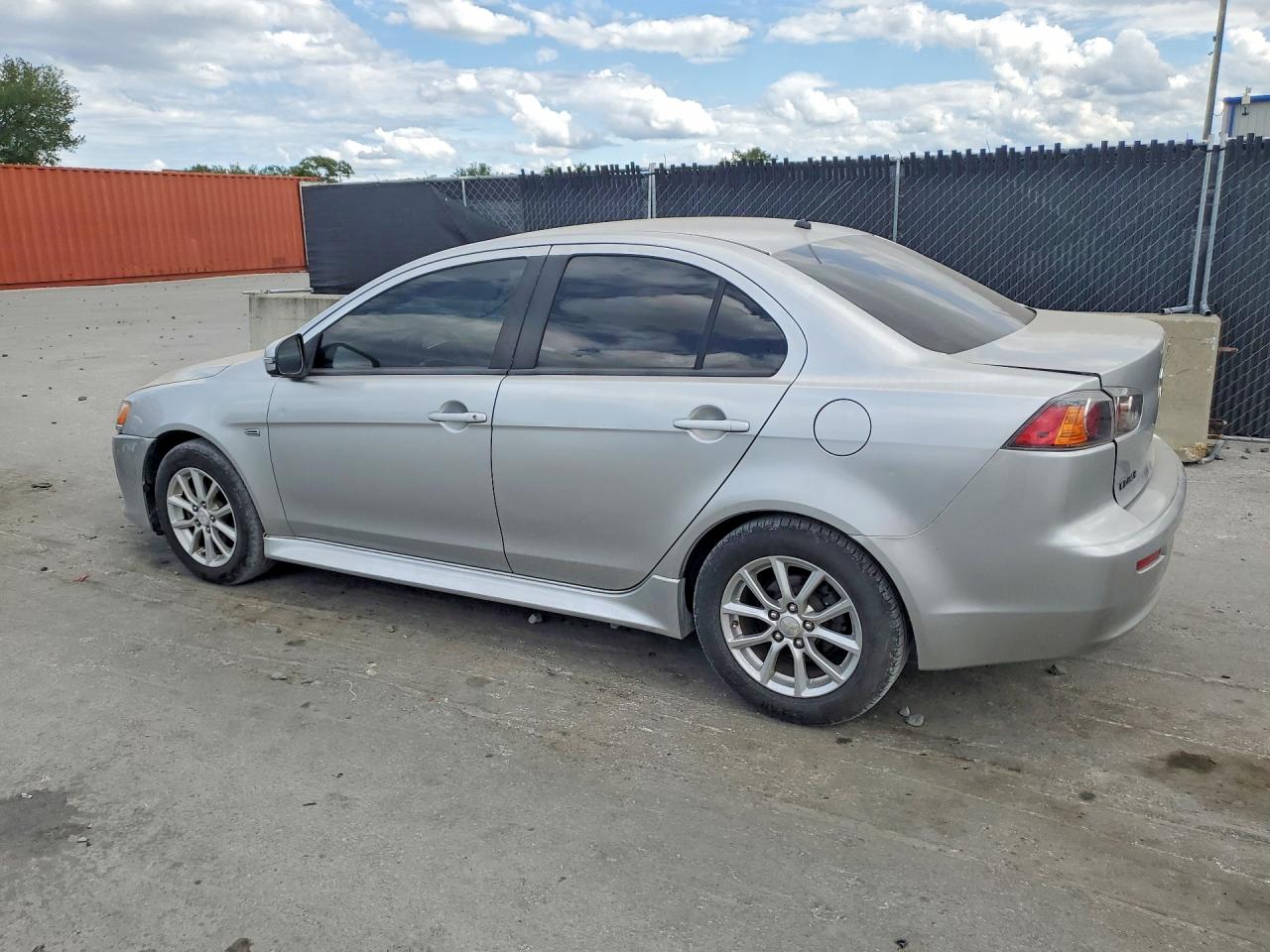 2016 Mitsubishi Lancer VIN JA32U2FU8GU001420 photo 2