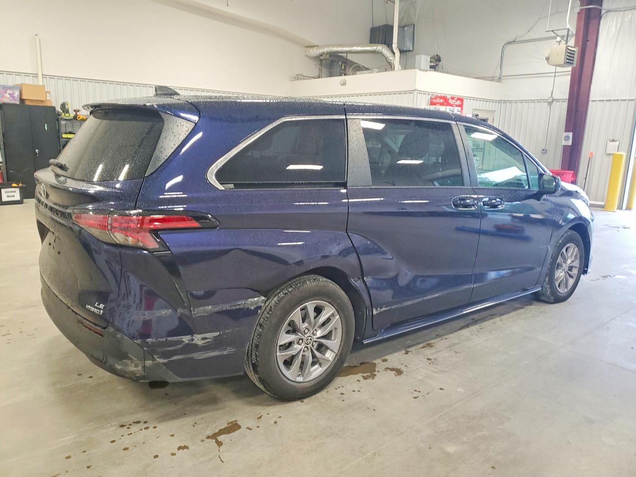 2022 Toyota Sienna VIN 5TDKSKFC5NS062899 photo 3