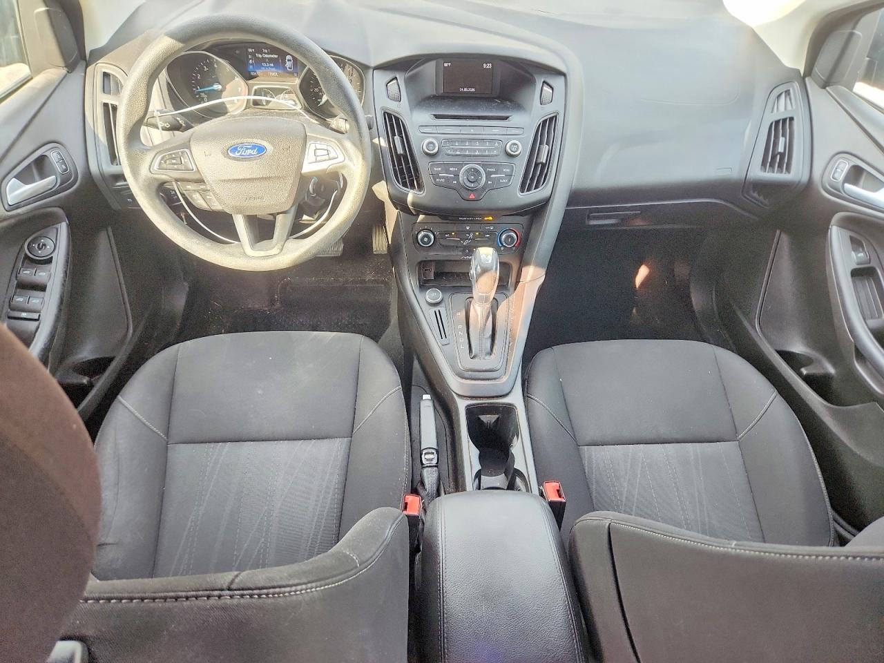 2016 Ford All models VIN 1FADP3F27GL226347 photo 8